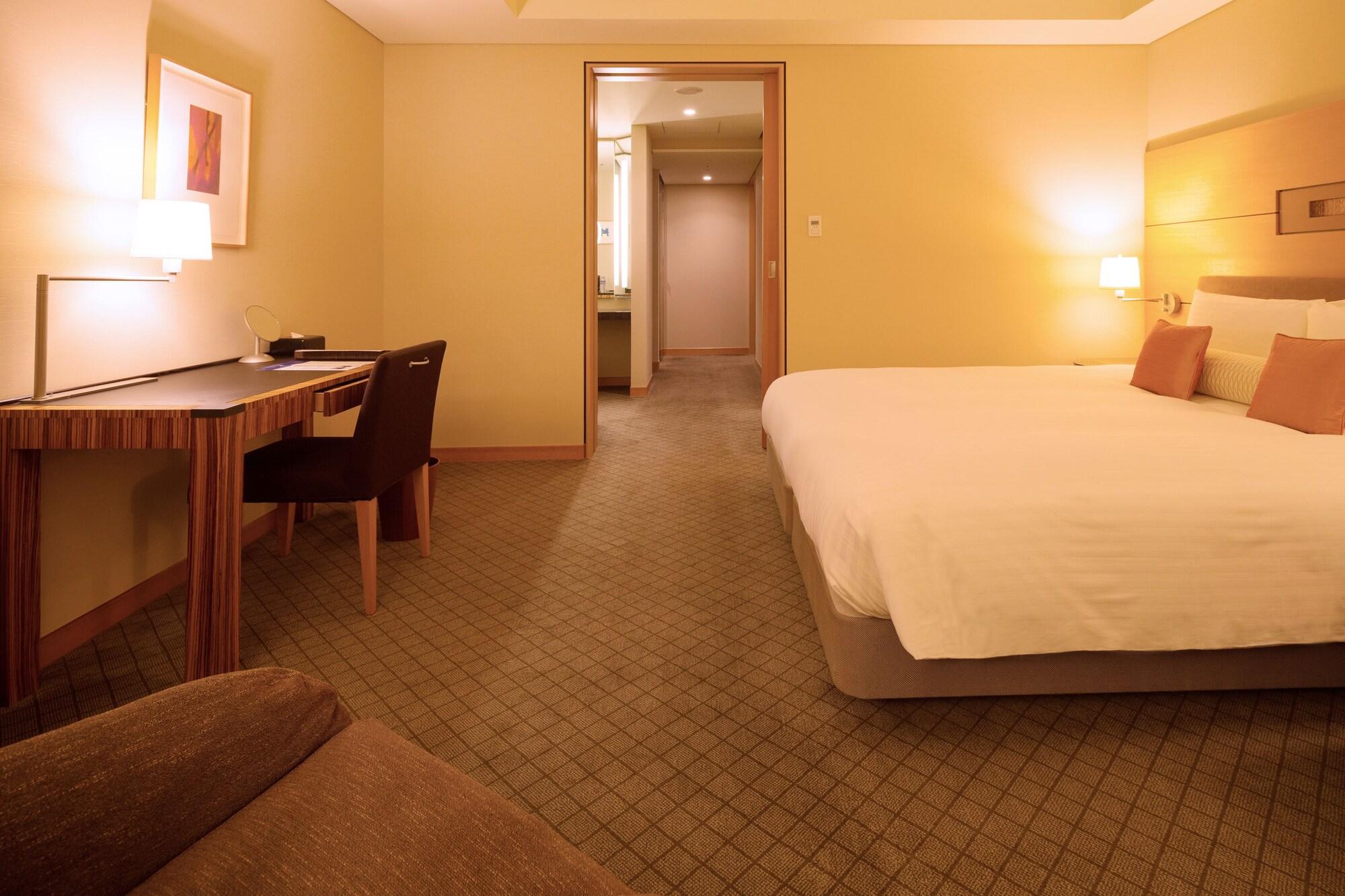 Marunouchi Hotel Tokyo Ngoại thất bức ảnh A room at the hotel