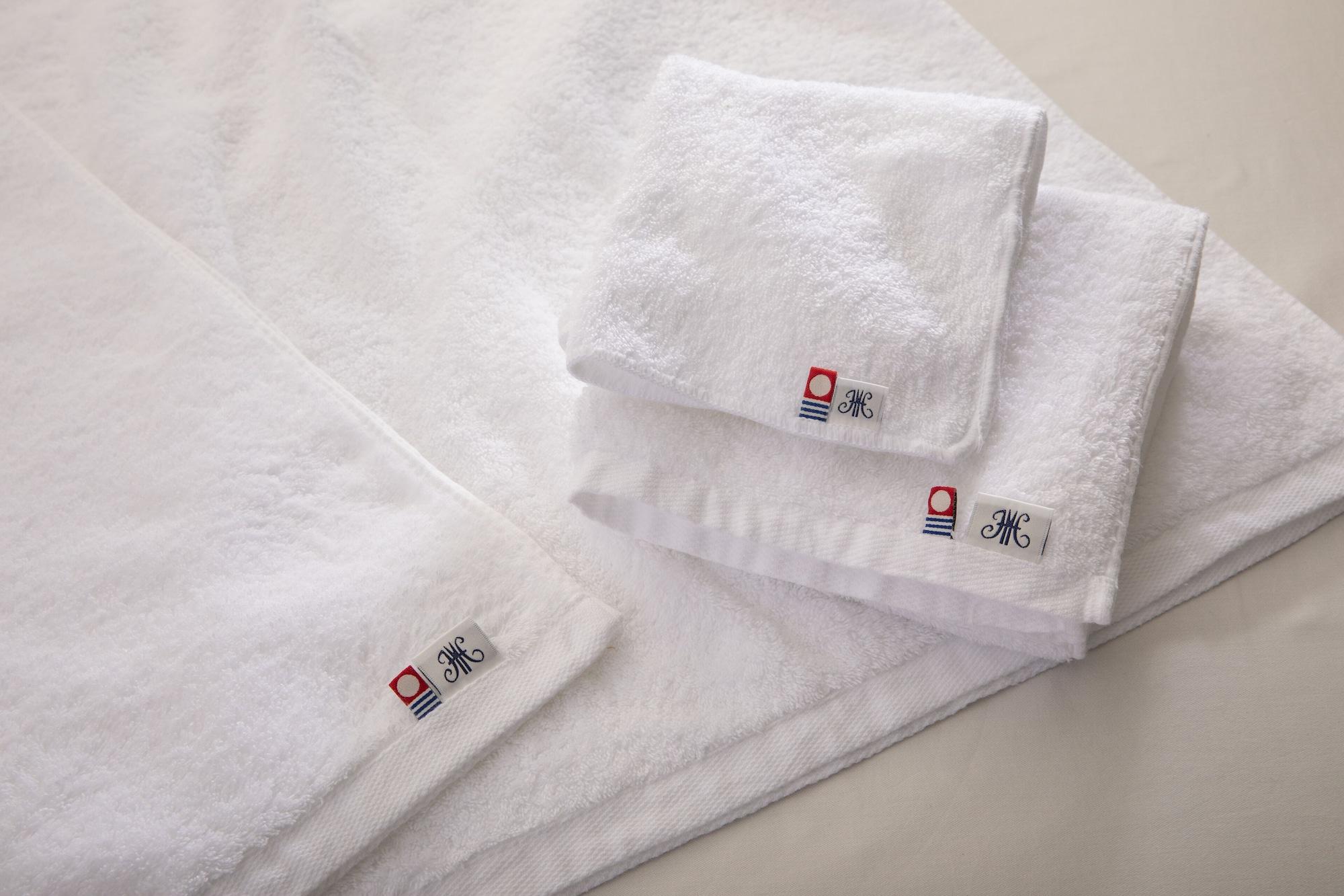 Marunouchi Hotel Tokyo Ngoại thất bức ảnh Towels