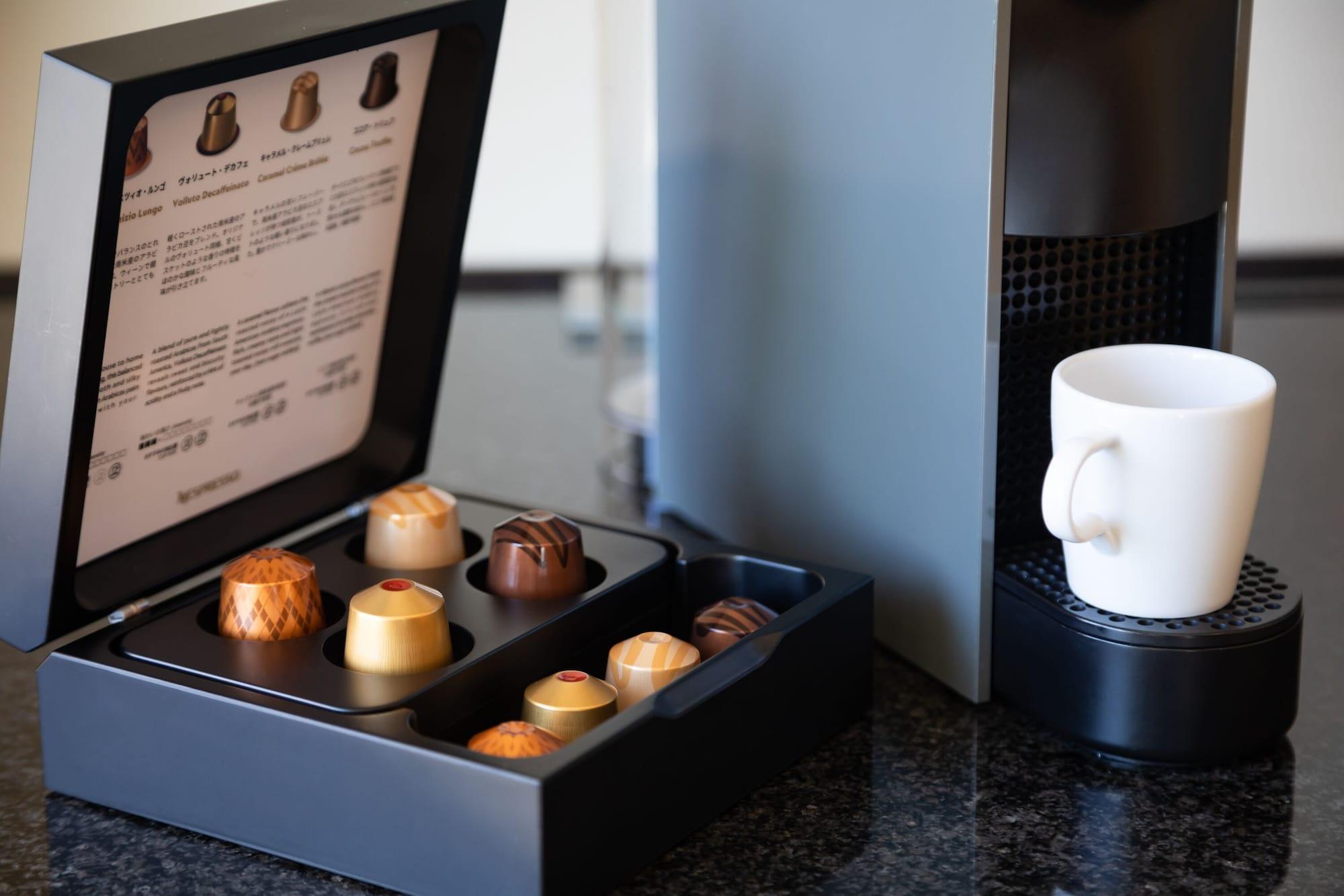 Marunouchi Hotel Tokyo Ngoại thất bức ảnh A Nespresso coffee machine