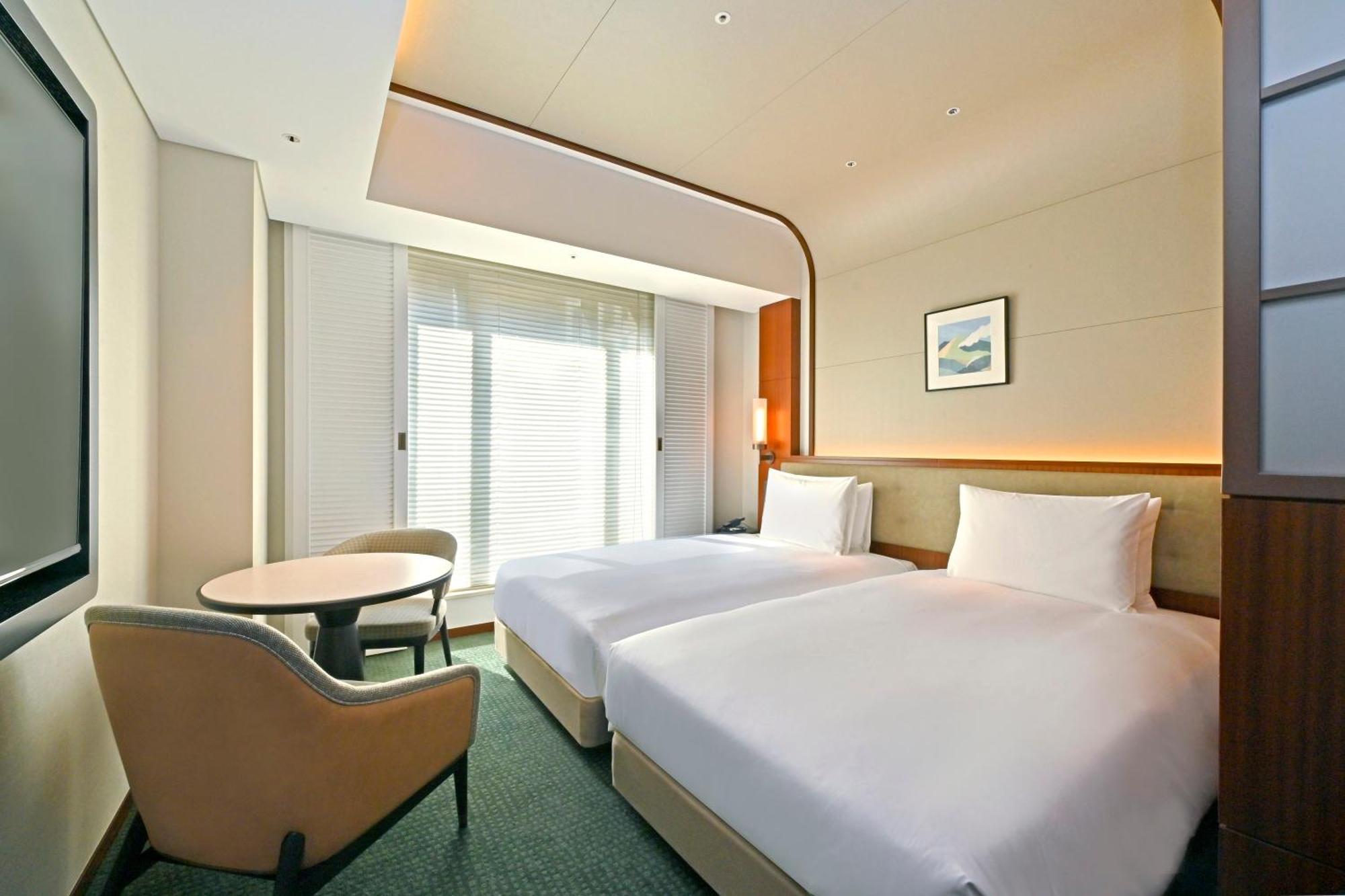 Marunouchi Hotel Tokyo Ngoại thất bức ảnh A room at the hotel